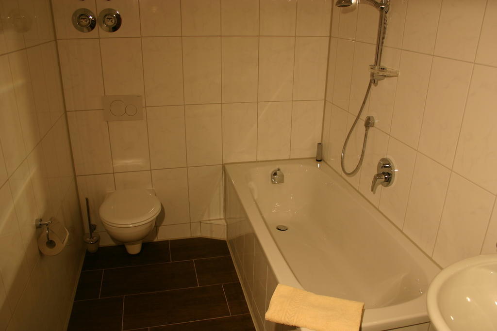 Apartment Traube Bad Urach Bagian luar foto