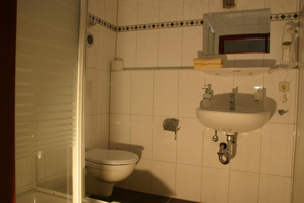 Apartment Traube Bad Urach Bagian luar foto