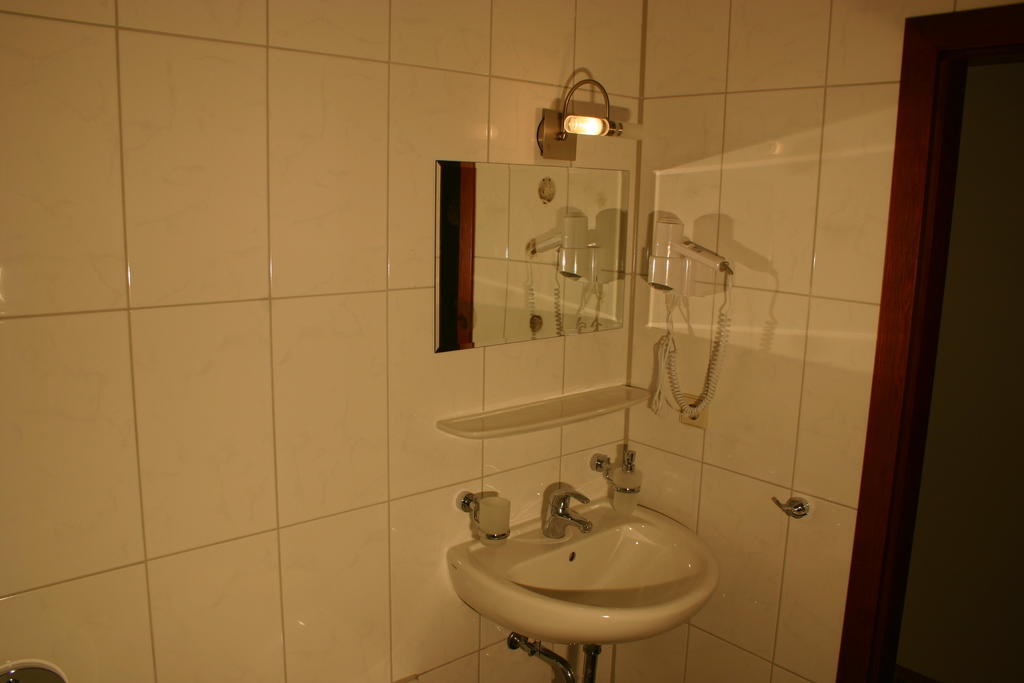 Apartment Traube Bad Urach Bagian luar foto